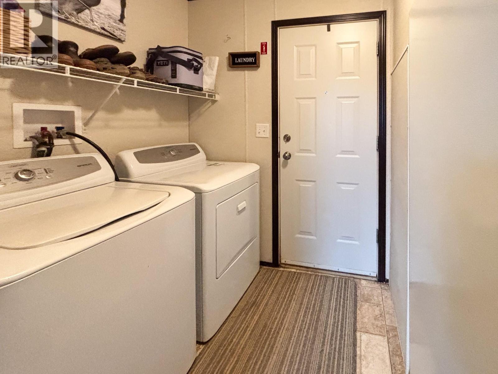 4821 CRESCENTWOOD Drive, Edgewater