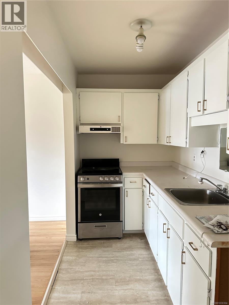 212 964 Heywood Ave, Victoria