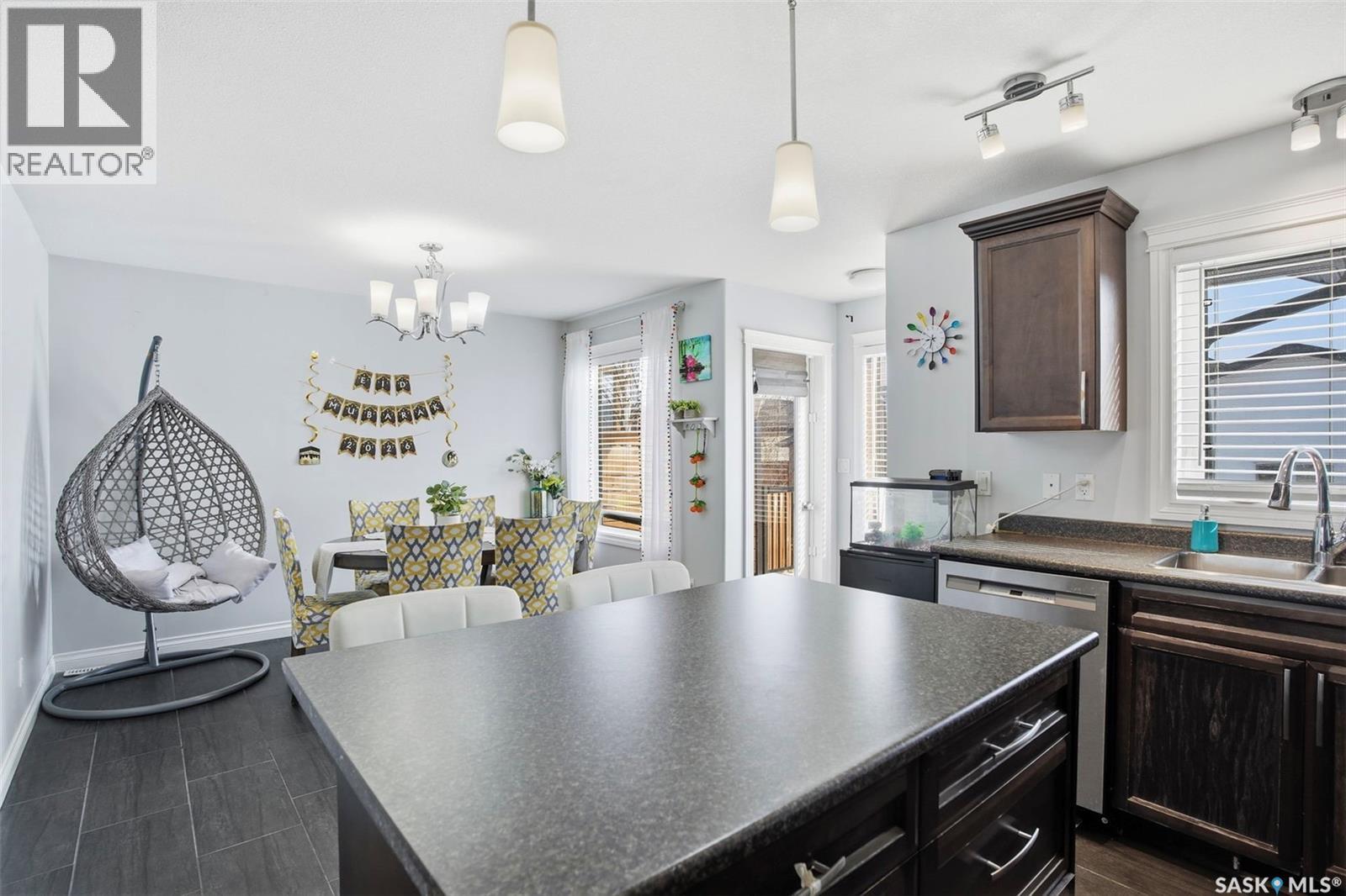 Single Family House 2 Level for Sale in  Wyant LANE Saskatoon 