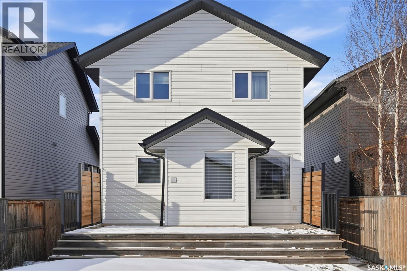 Single Family House 2 Level for Sale in  Wyant LANE Saskatoon 
