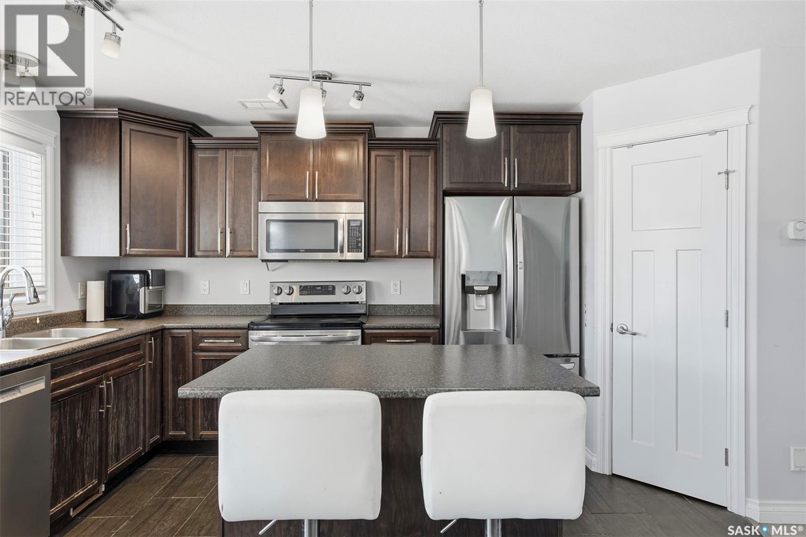 Single Family House 2 Level for Sale in  Wyant LANE Saskatoon 