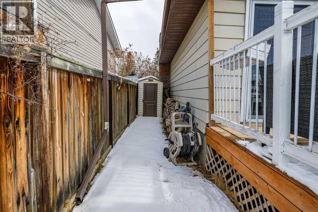 94 Glendale Way, Cochrane