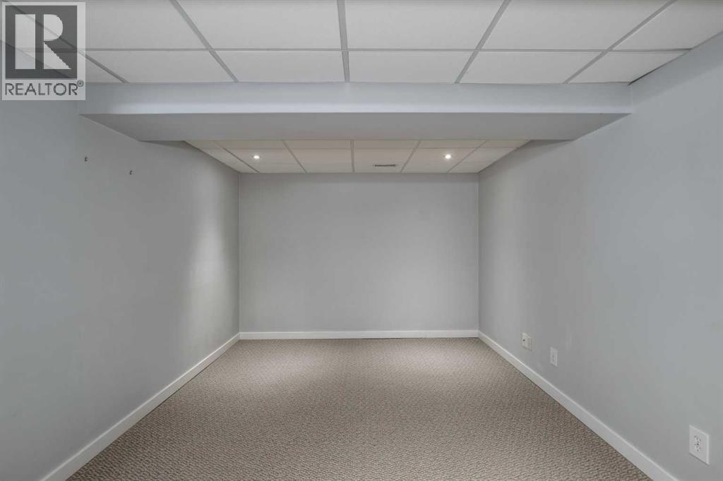 94 Glendale Way, Cochrane