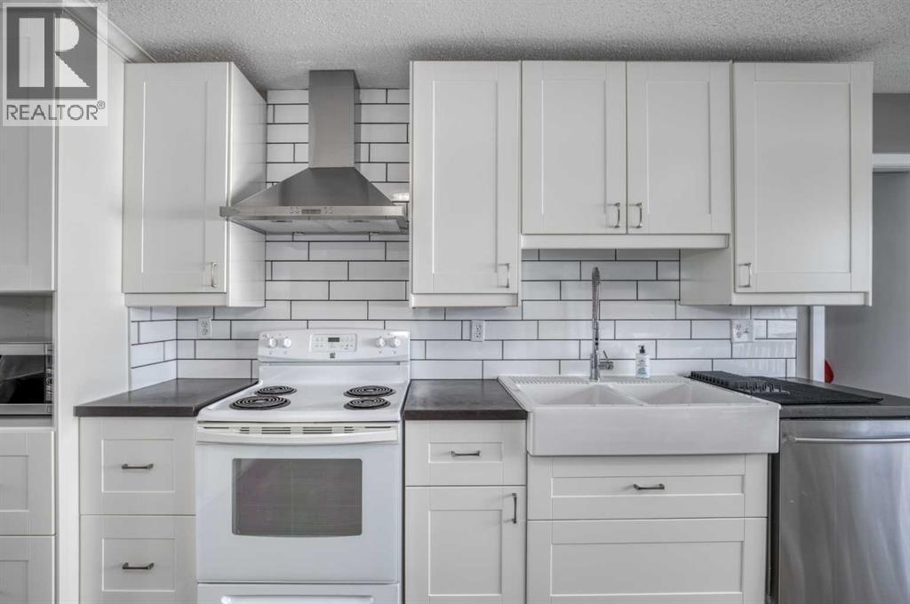 94 Glendale Way, Cochrane