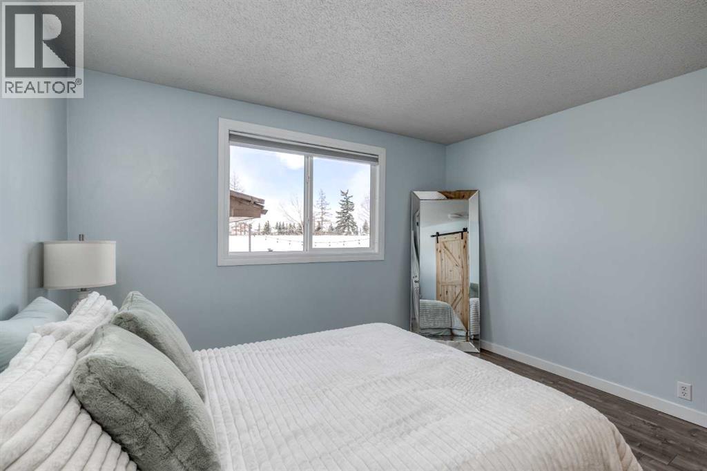 94 Glendale Way, Cochrane