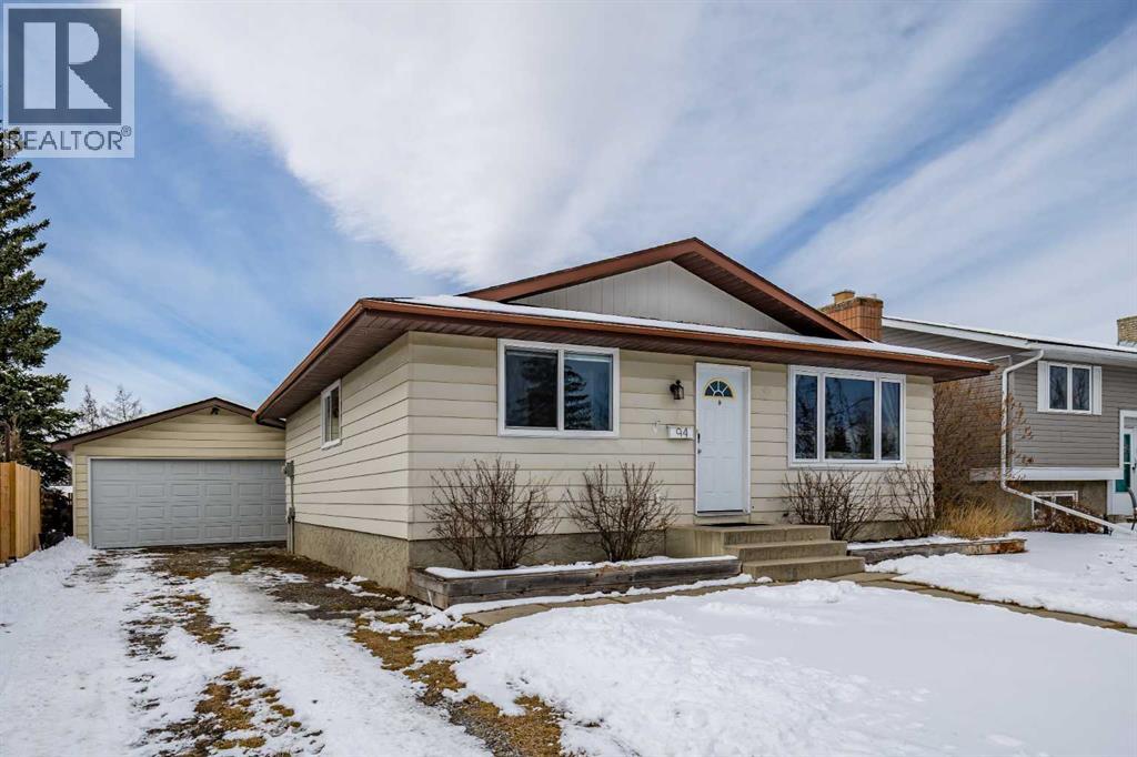 94 Glendale Way, Cochrane