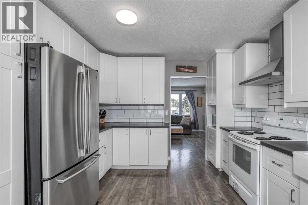 94 Glendale Way, Cochrane