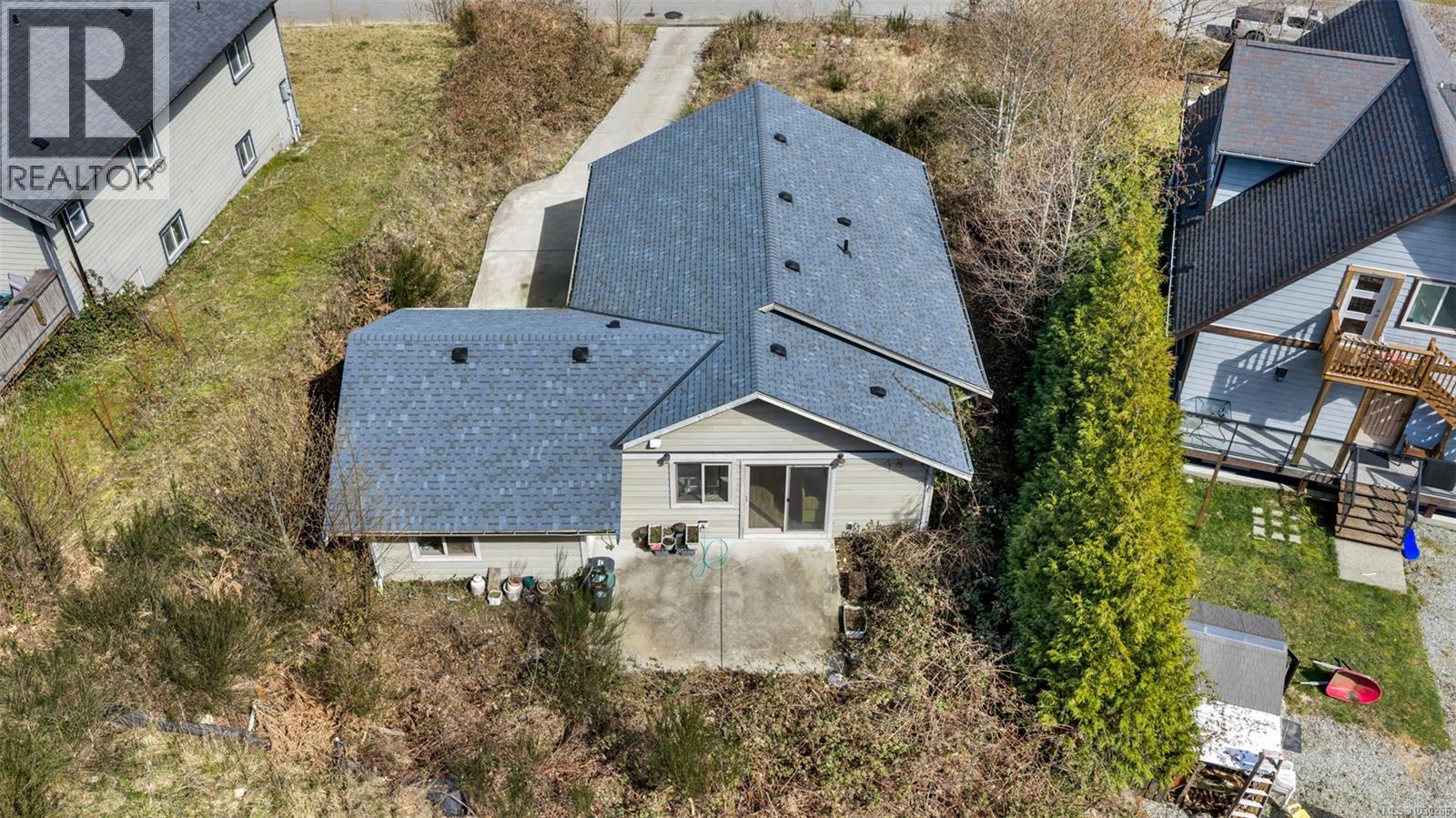 466 POINT IDEAL DR - 13