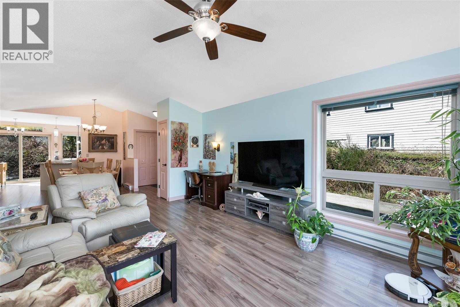 466 POINT IDEAL DR - 25