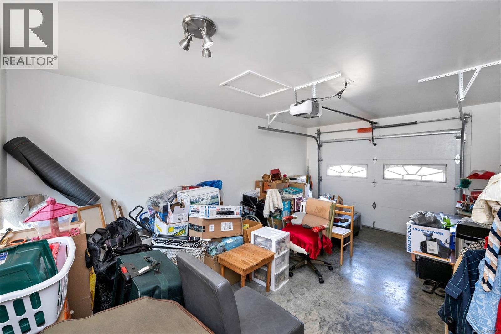 466 POINT IDEAL DR - 33