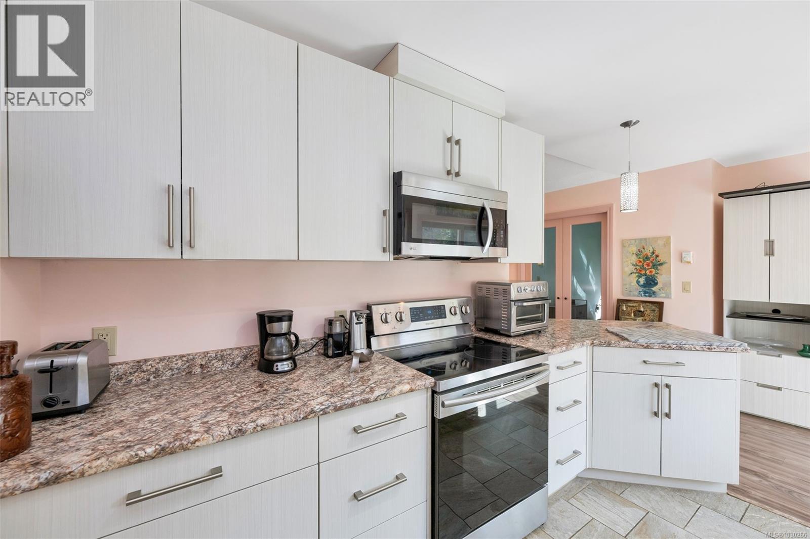 466 POINT IDEAL DR - 36