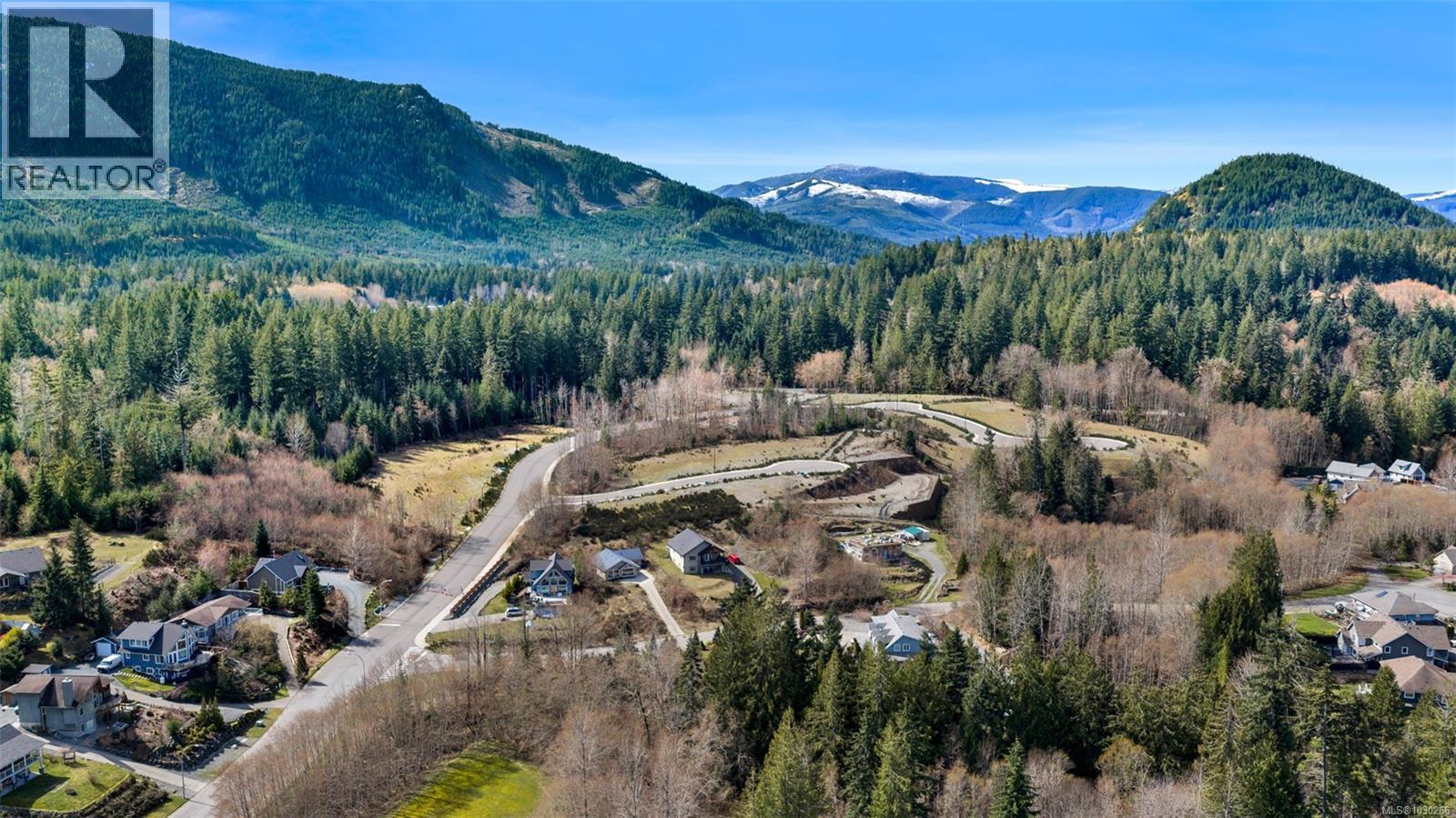 466 POINT IDEAL DR - 7