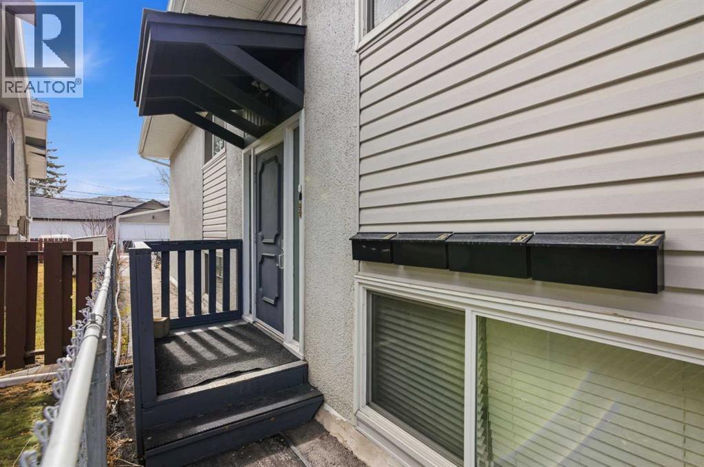 6131 BOWNESS ROAD NW - 4