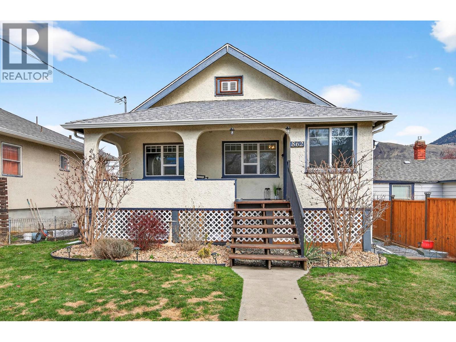 862 BATTLE Street - main photo