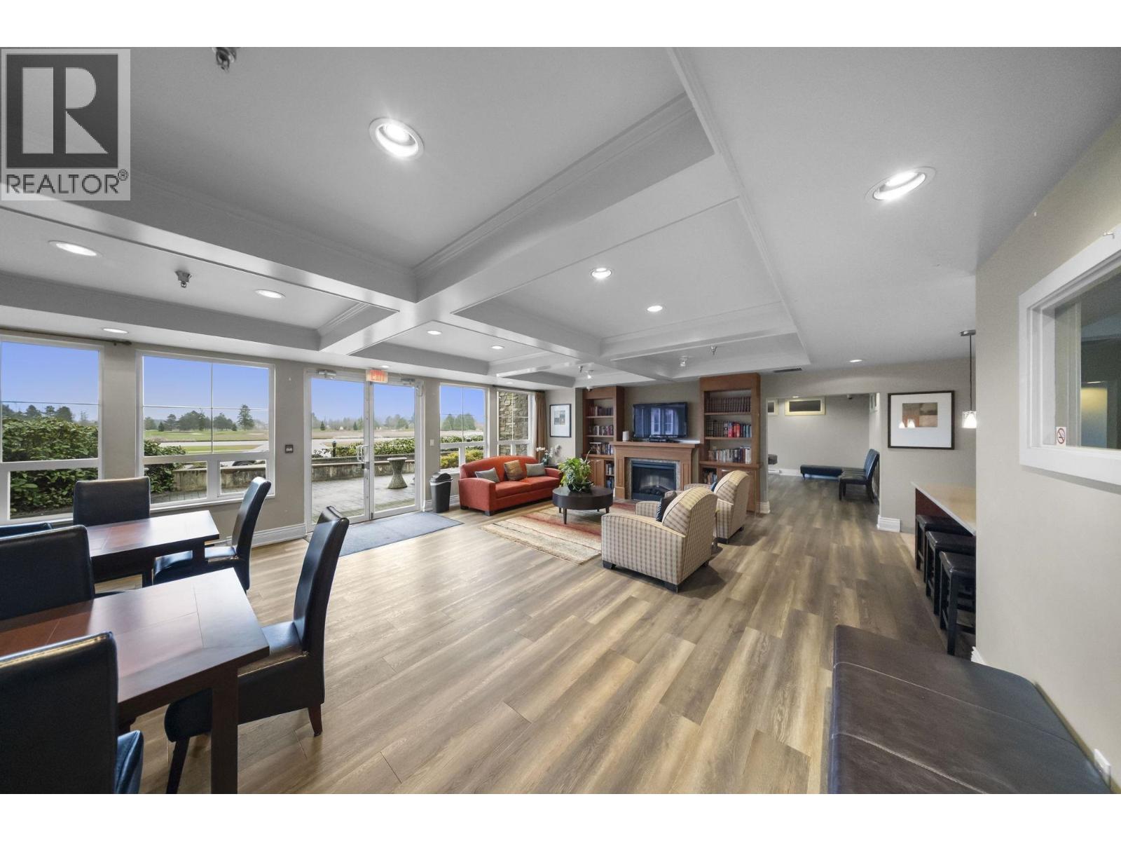 120 19677 MEADOW GARDENS WAY, Pitt Meadows