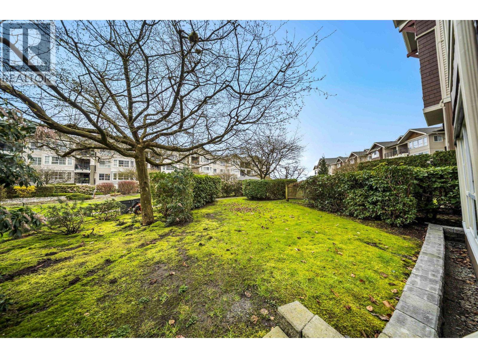 120 19677 MEADOW GARDENS WAY, Pitt Meadows