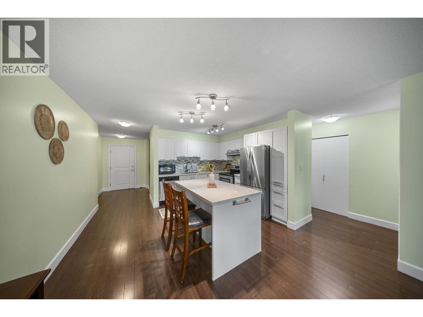 120 19677 MEADOW GARDENS WAY, Pitt Meadows