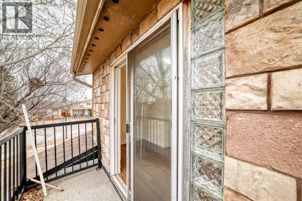 Single Family House for Sale in  Templeby Way NE Temple Calgary 