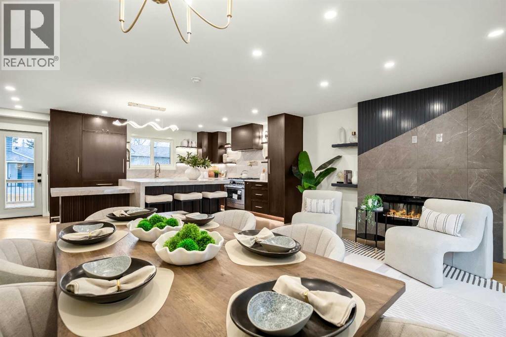 Single Family House 4 Level for Sale in  Oakridge Place SW Oakridge Calgary 