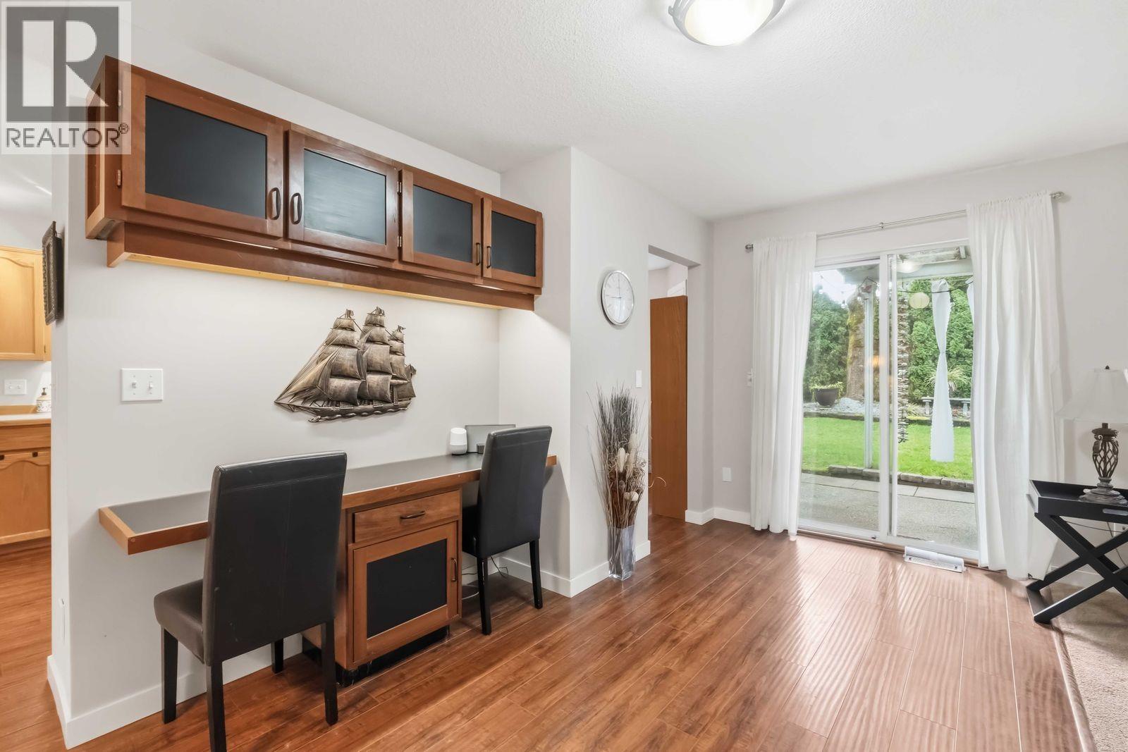 8 20888 MCKINNEY AVENUE, Maple Ridge