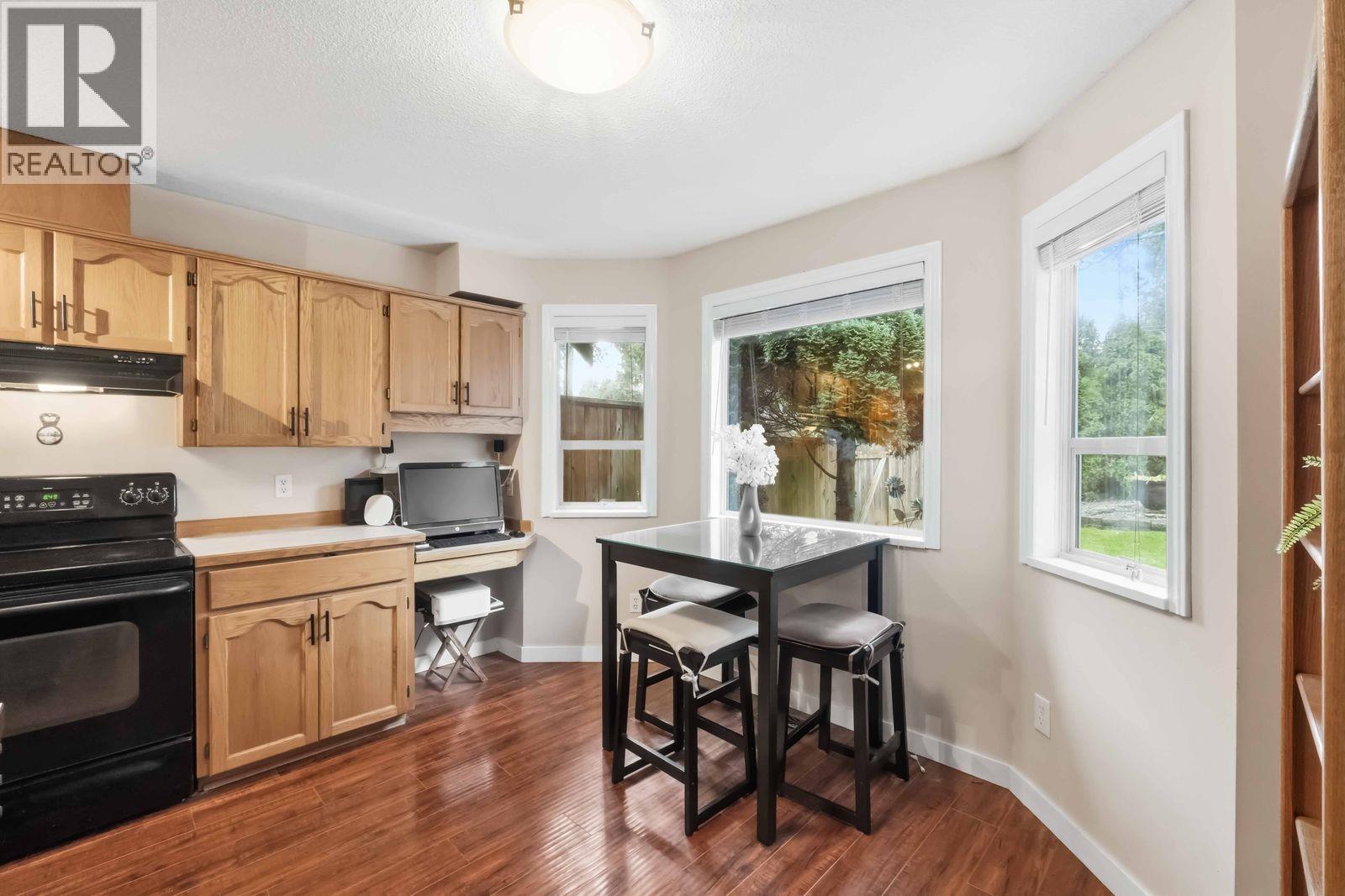 8 20888 MCKINNEY AVENUE, Maple Ridge