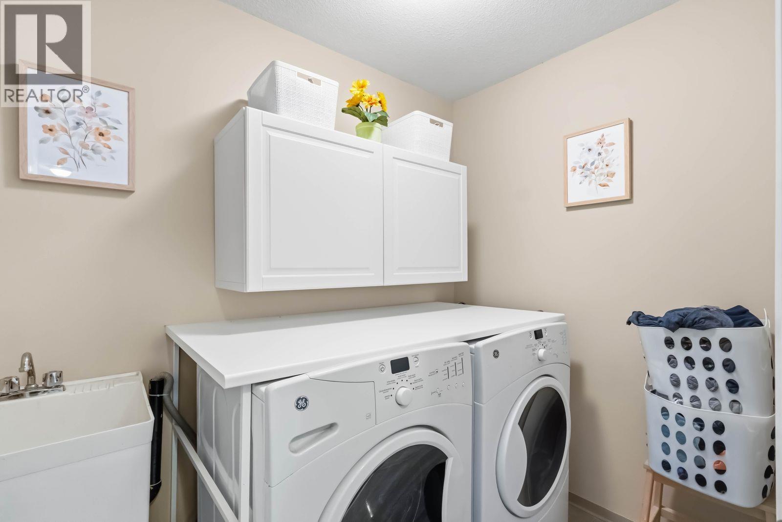 8 20888 MCKINNEY AVENUE, Maple Ridge