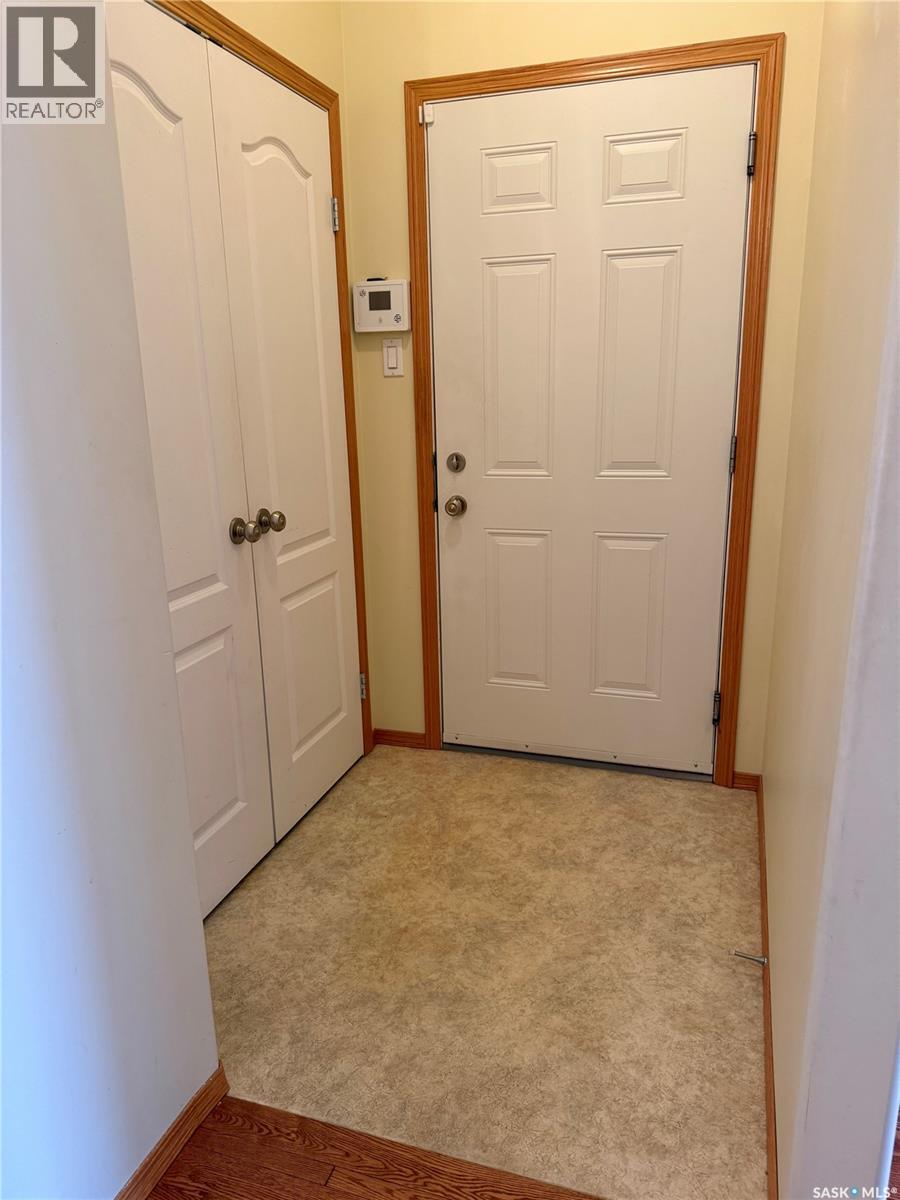 #330 1ST STREET W - 21