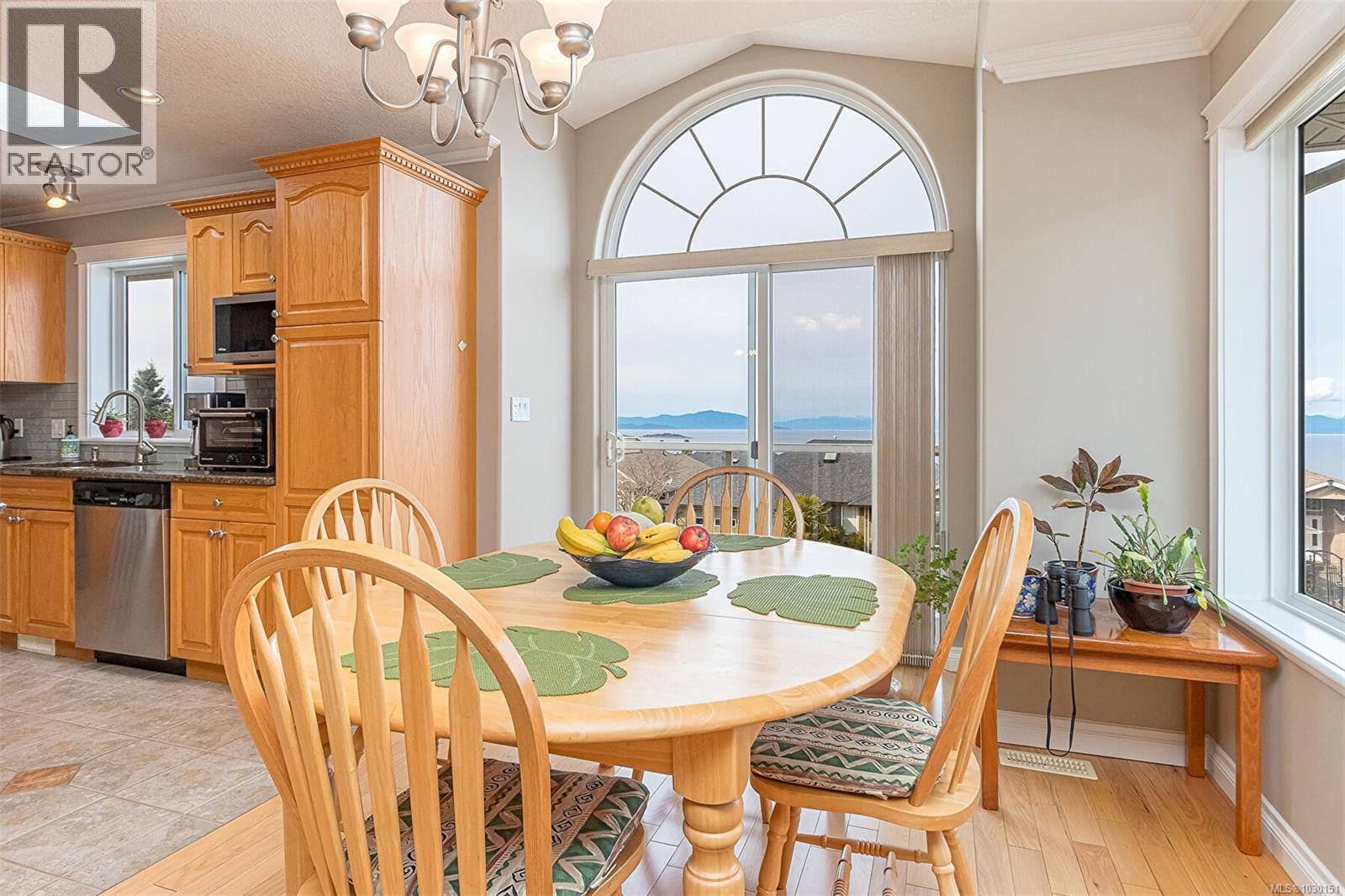 6509 KESTREL CRES - 31