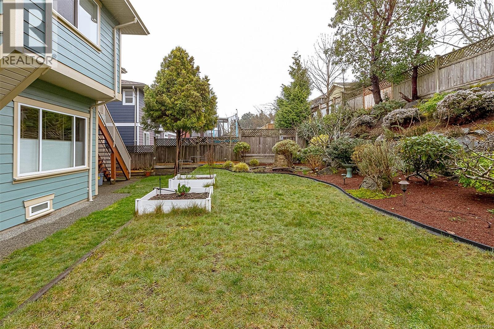 6509 KESTREL CRES - 81