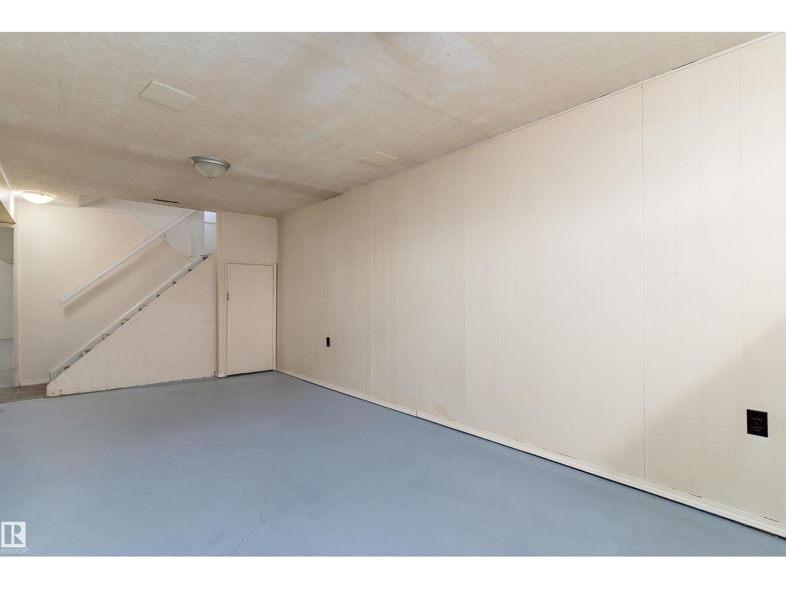 Single Family House Bungalow for Sale in   ST NW Edmonton 