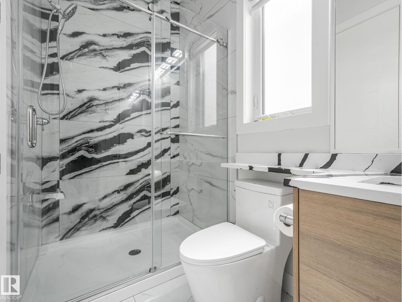 120 38 ST SW, Edmonton