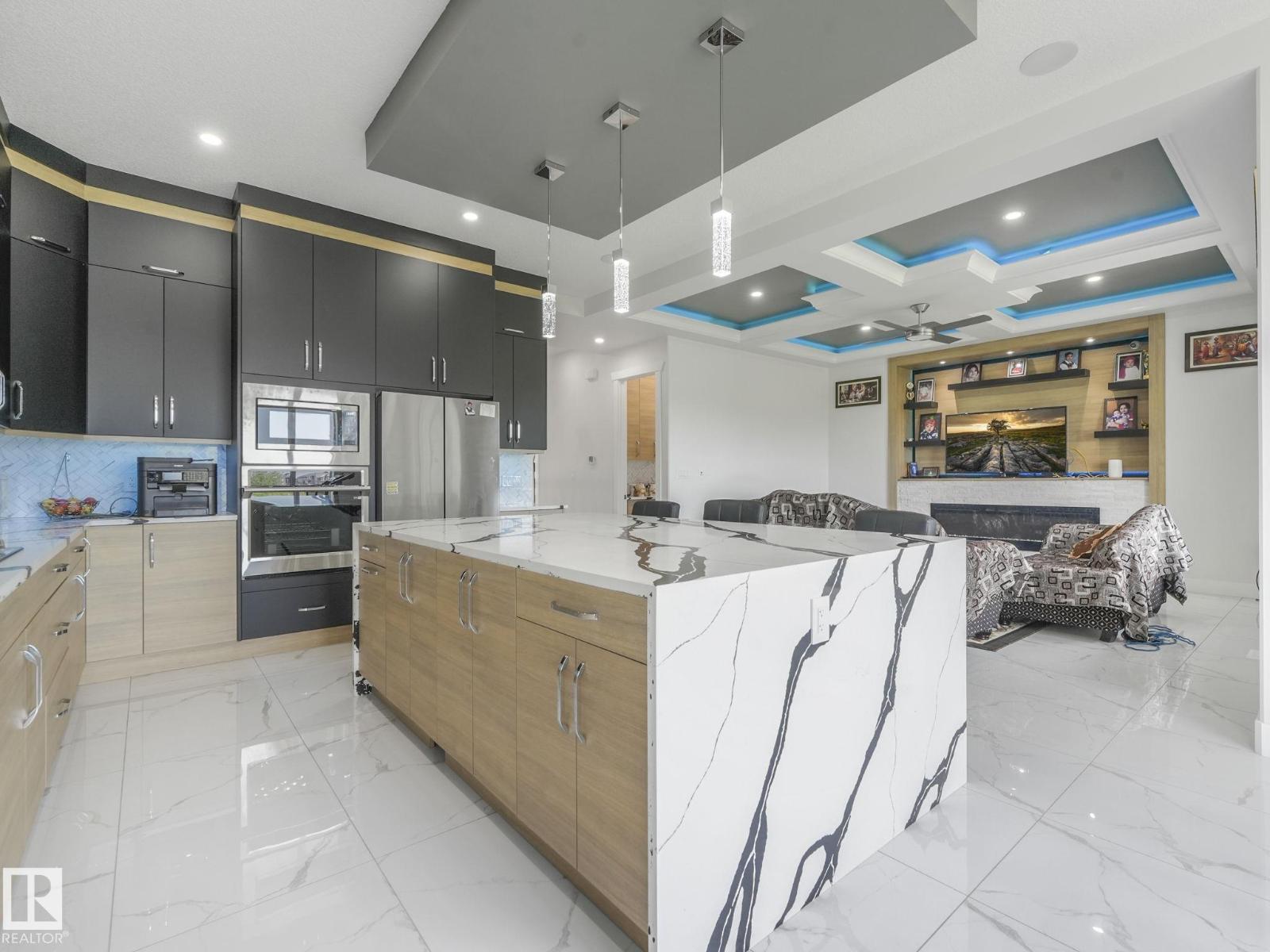 120 38 ST SW, Edmonton