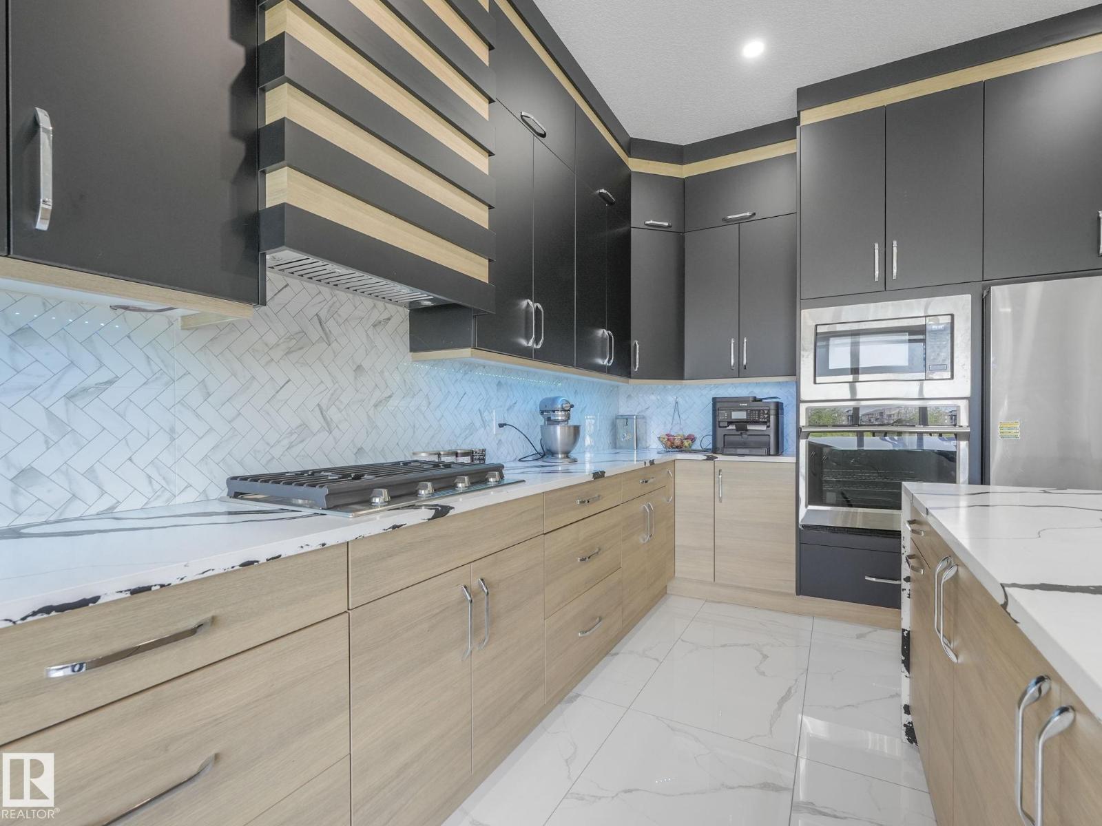 120 38 ST SW, Edmonton