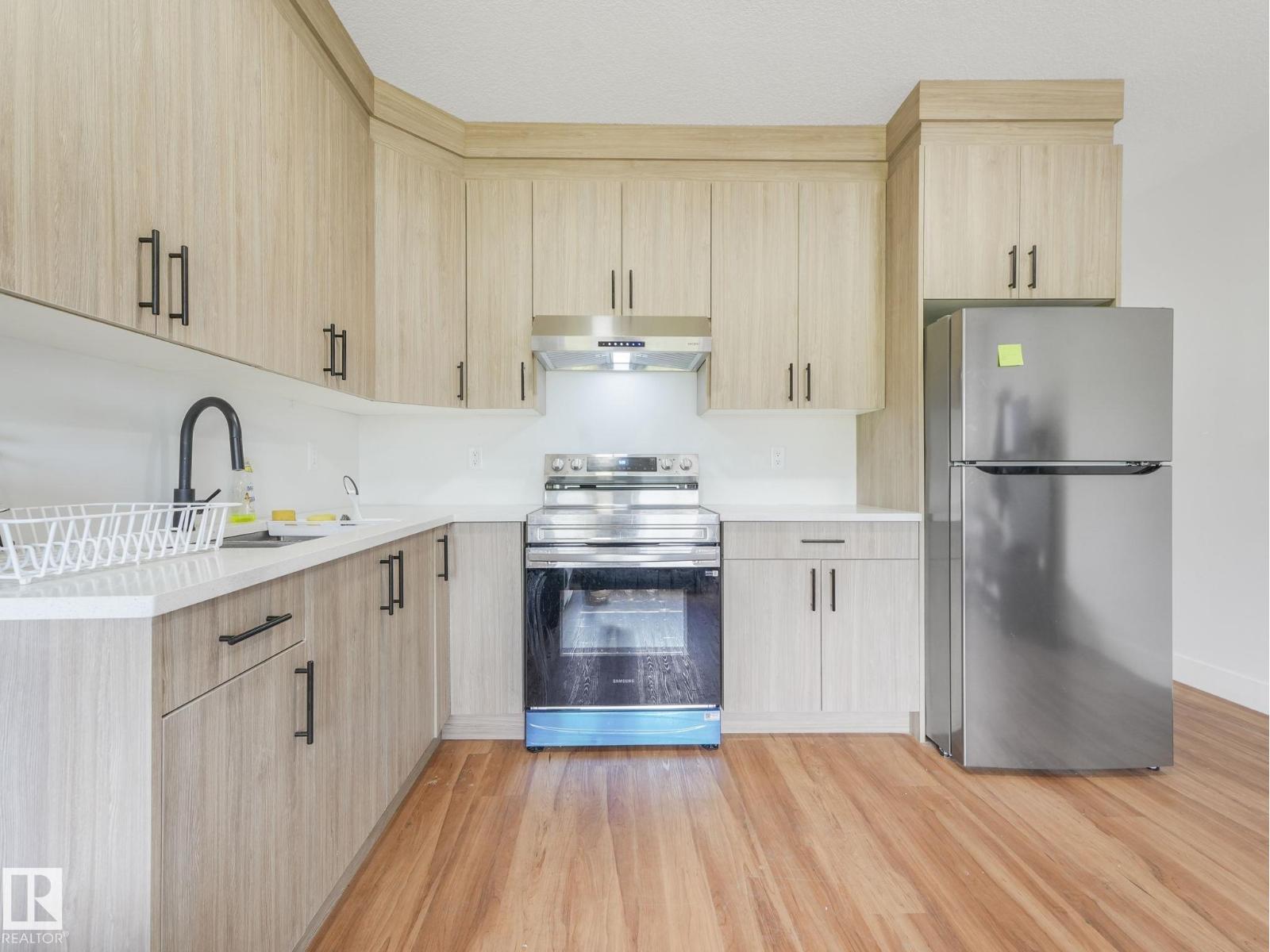 120 38 ST SW, Edmonton