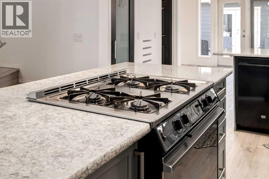 Single Family House for Sale in   Avenue SW Parkhill Calgary 