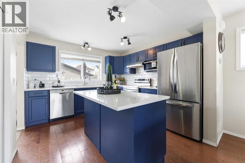 Single Family House for Sale in  Bridlecrest Road SW Bridlewood Calgary 