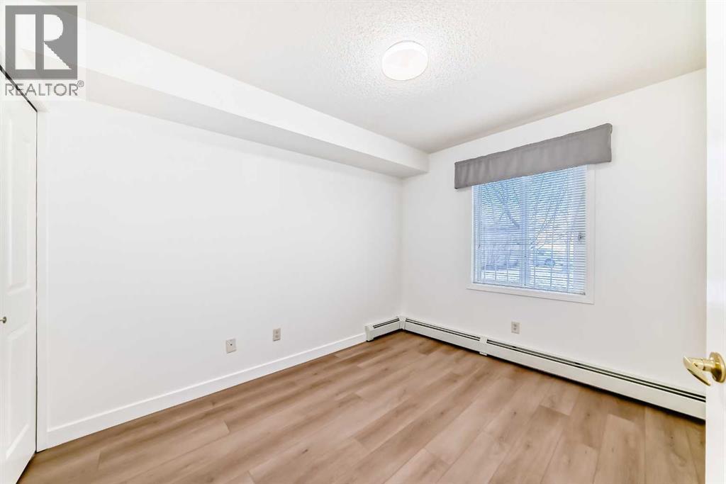 Single Family House for Sale in   Pinecliff Grove NE Pineridge Calgary 