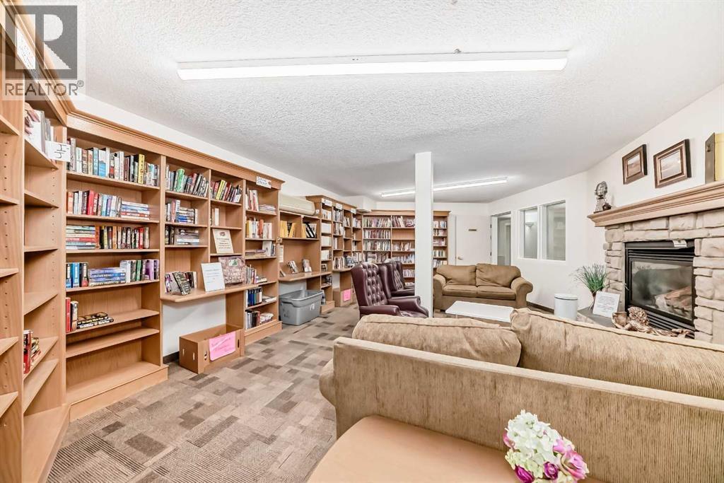 Single Family House for Sale in   Pinecliff Grove NE Pineridge Calgary 