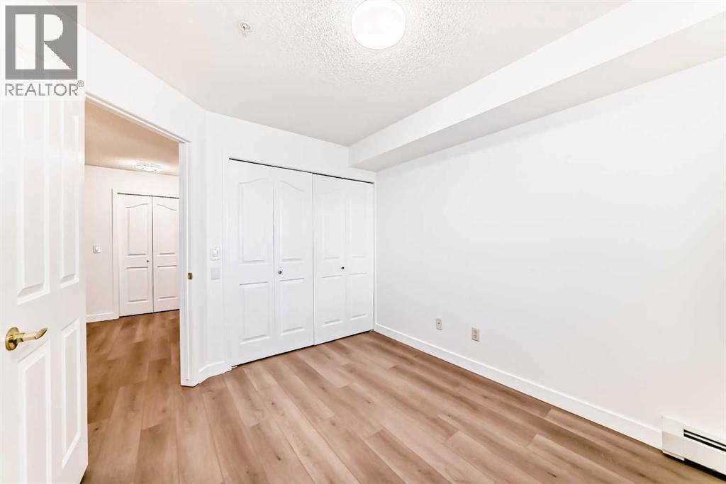 Single Family House for Sale in   Pinecliff Grove NE Pineridge Calgary 