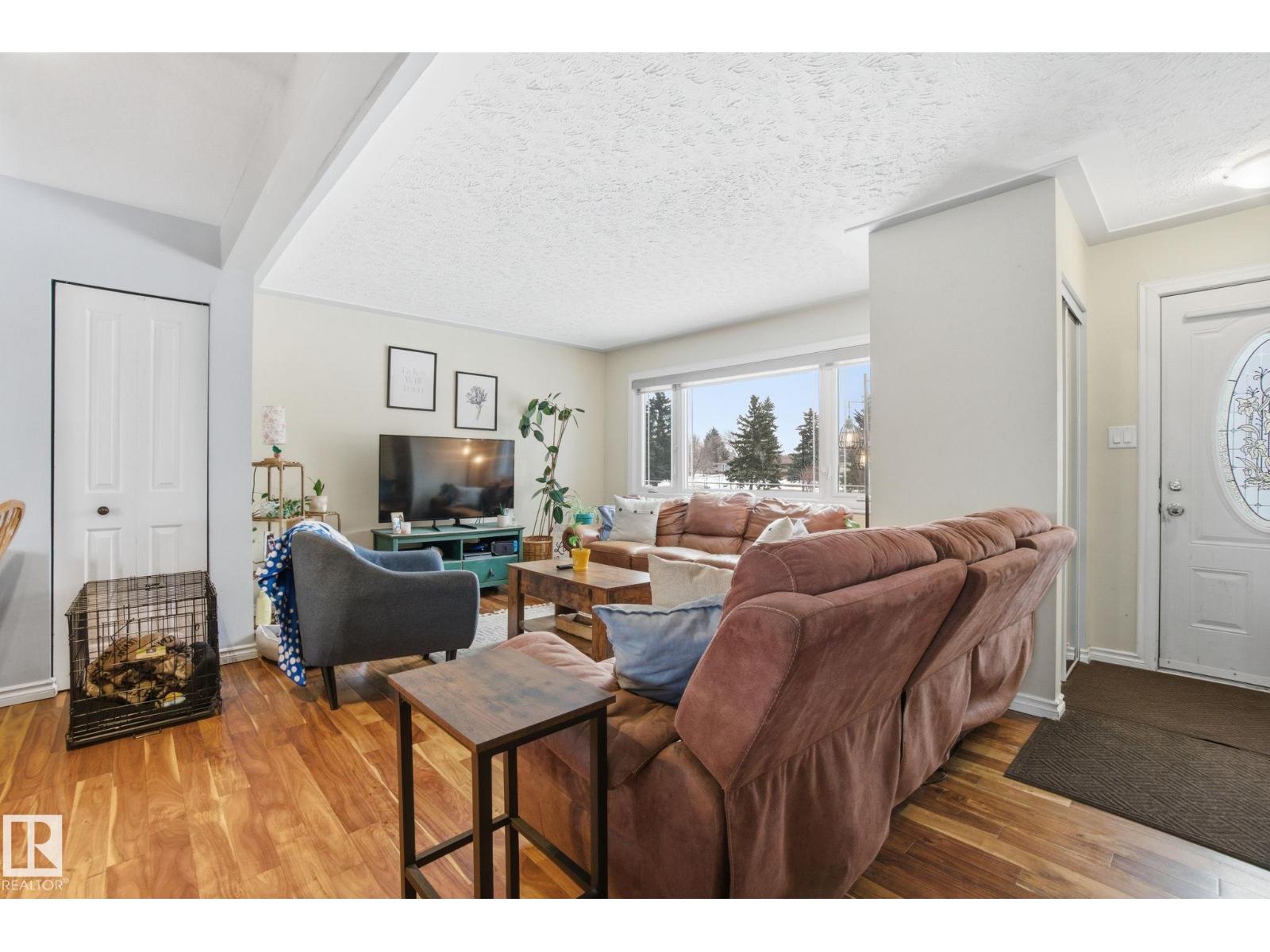 Single Family House Bungalow for Sale in   ST NW Edmonton 