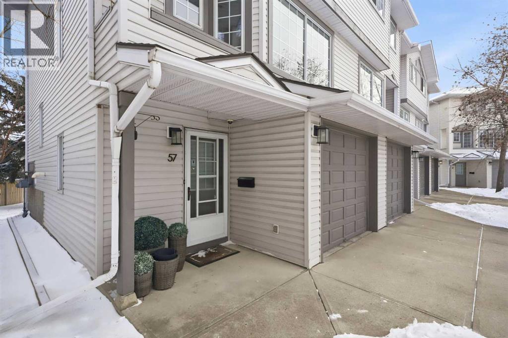 Single Family House 4 Level for Sale in  Kingsland Villas SW Kingsland Calgary 