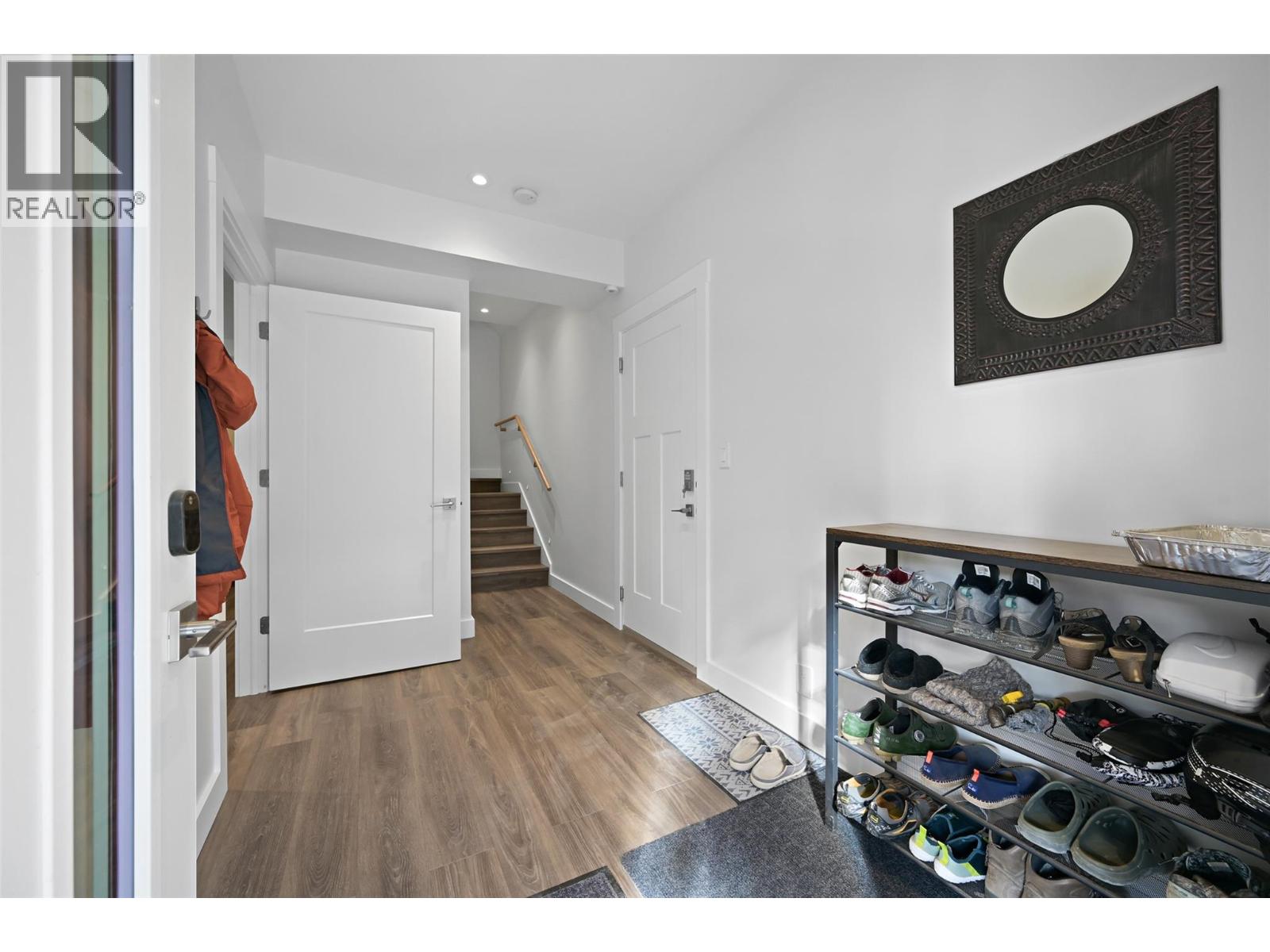 726 TAYNTON DRIVE - 16