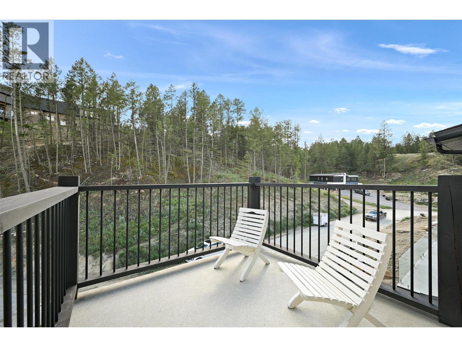 726 TAYNTON DRIVE - 50