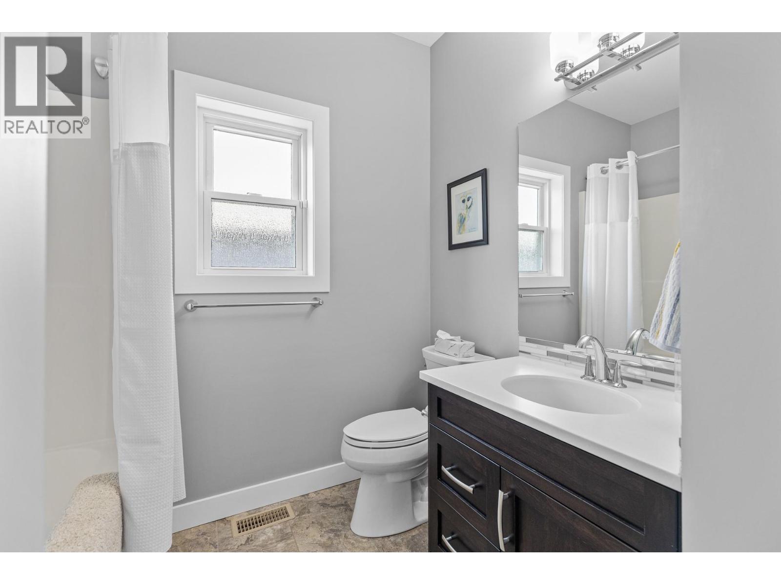 3399 Kingfisher Road - 22