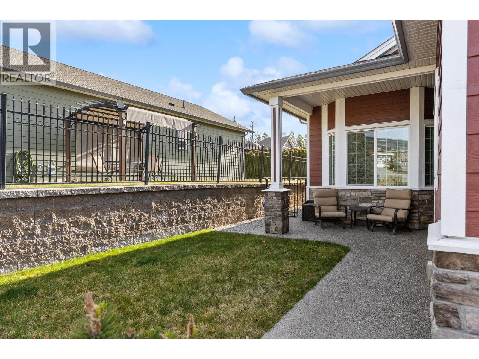 3399 Kingfisher Road - 4