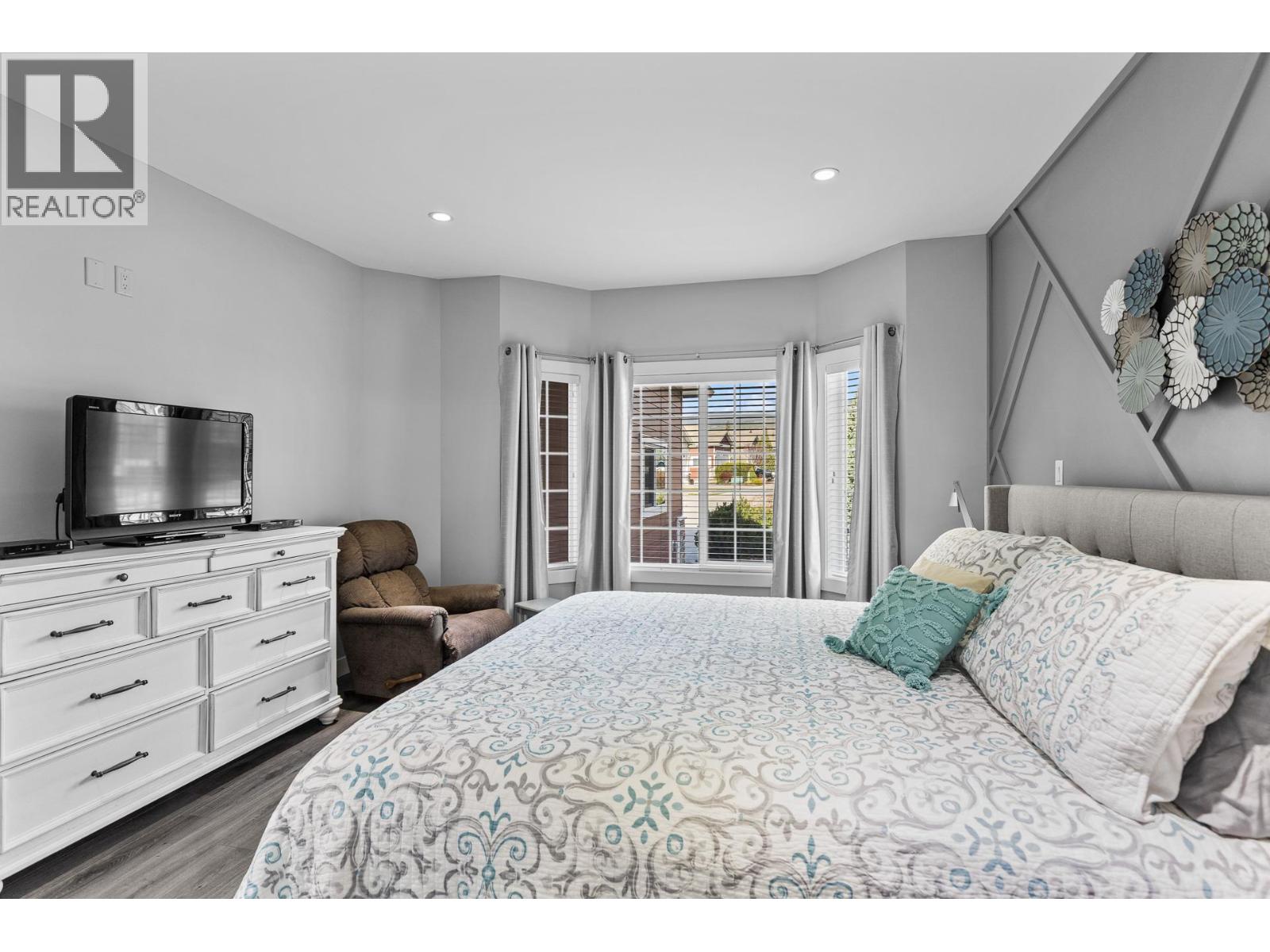 3399 Kingfisher Road - 12