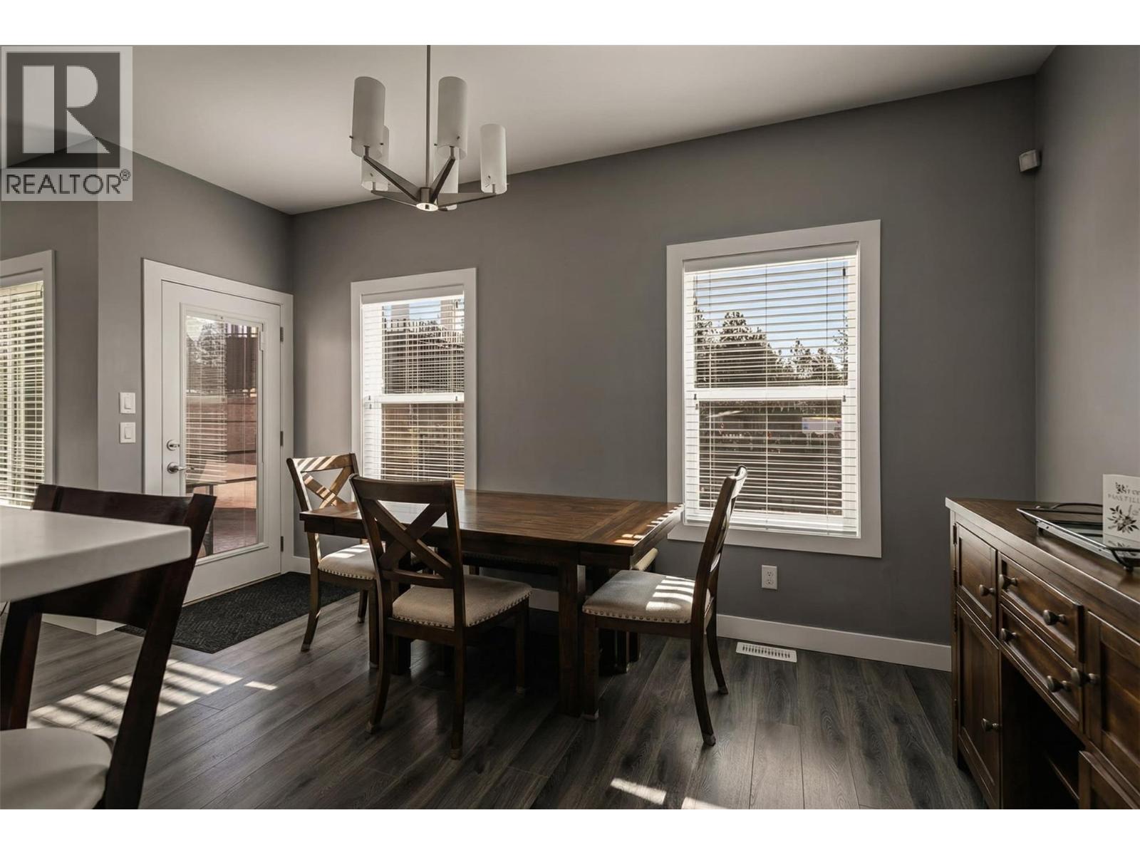 3399 Kingfisher Road - 54