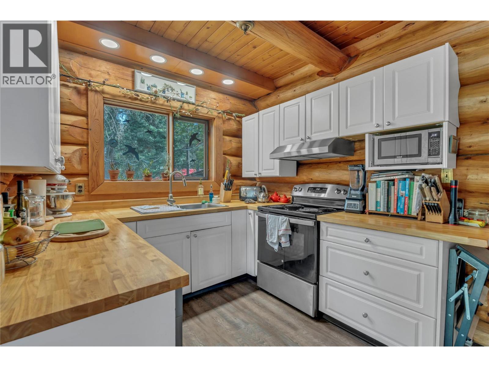 942 Copper Mountain Rd, Princeton