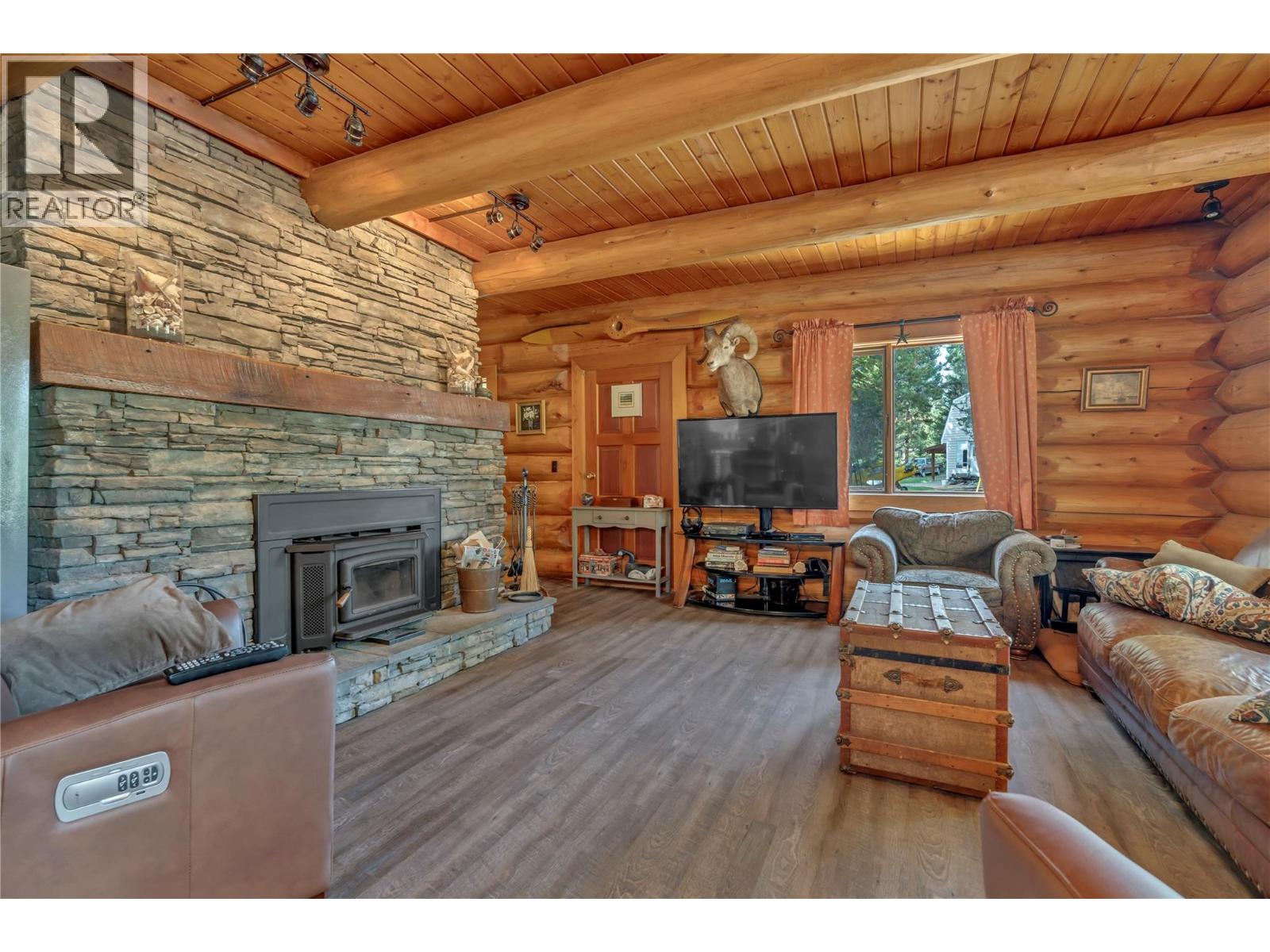 942 Copper Mountain Rd, Princeton