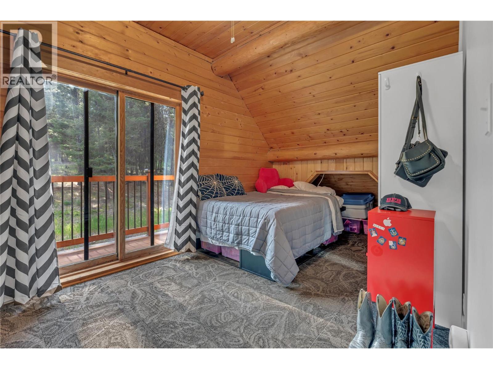 942 Copper Mountain Rd, Princeton